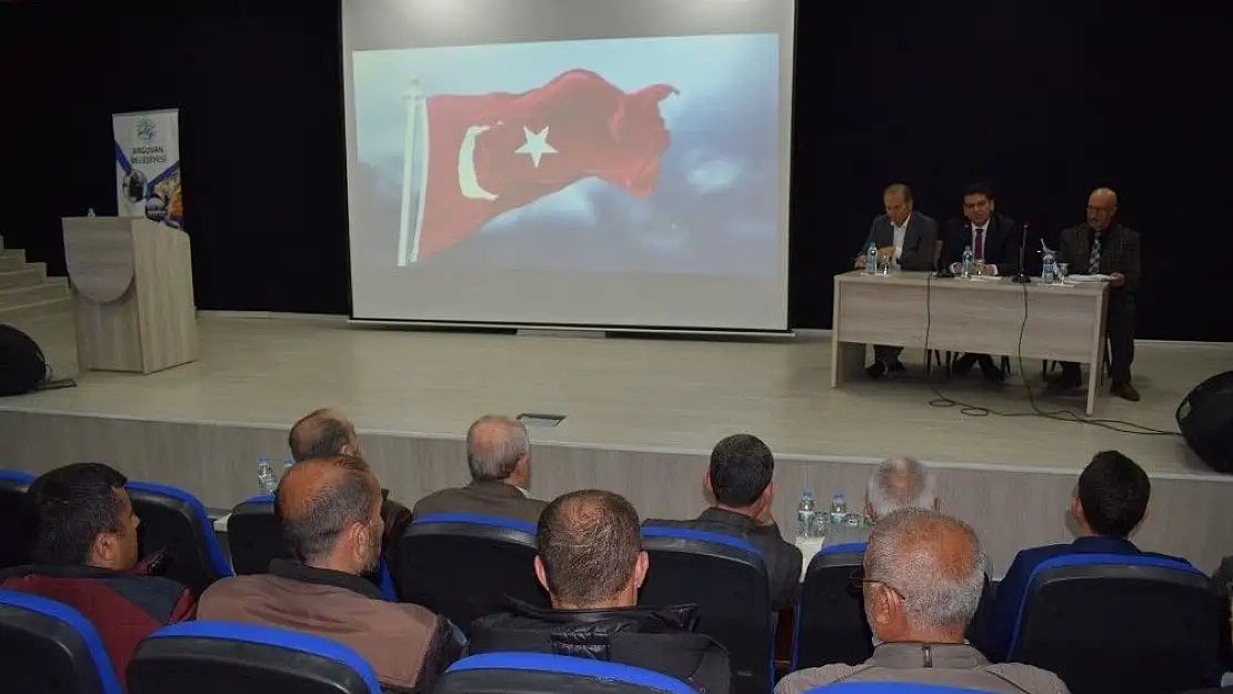 'Arguvan´da muhtarlar toplantısı yapıldı'