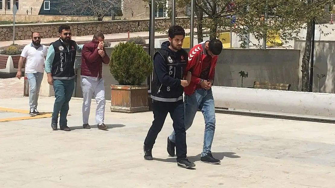 'Elazığ´da uyuşturucu operasyonu:2 gözaltı'