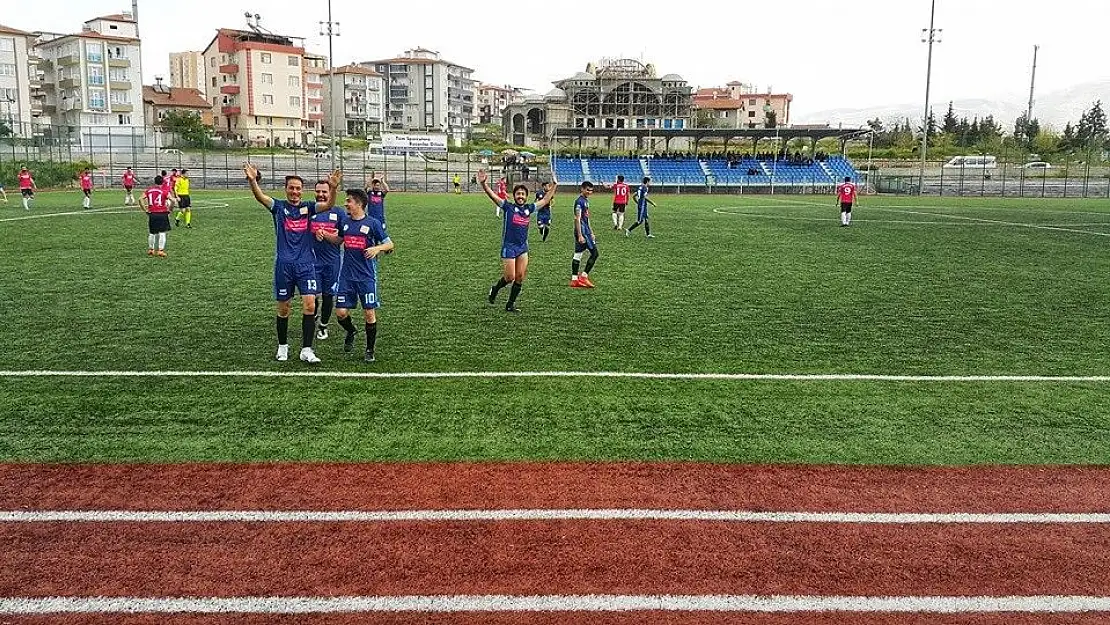 'Arapgirspor 1. Amatör Küme Büyükler Ligi´ne yükseldi'
