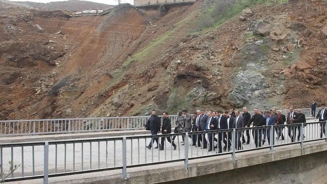 'Heyelan riski AK Parti, CHP, MHP ve İYİ Parti´yi bir araya getirdi'