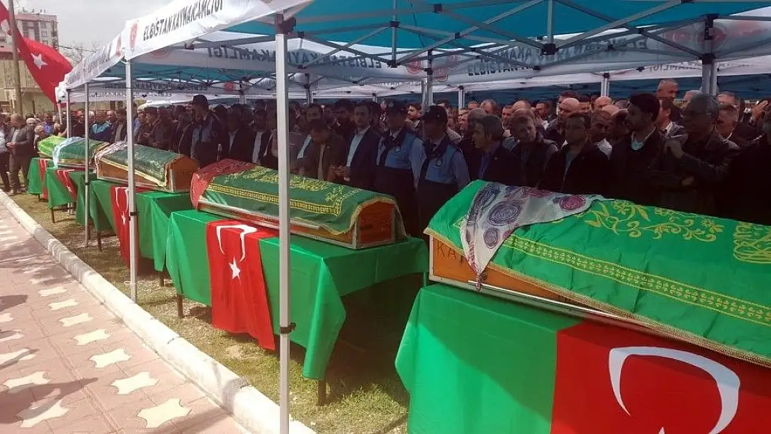 'Kazada ölen 5 kişi son yolculuklarına uğurlandı'