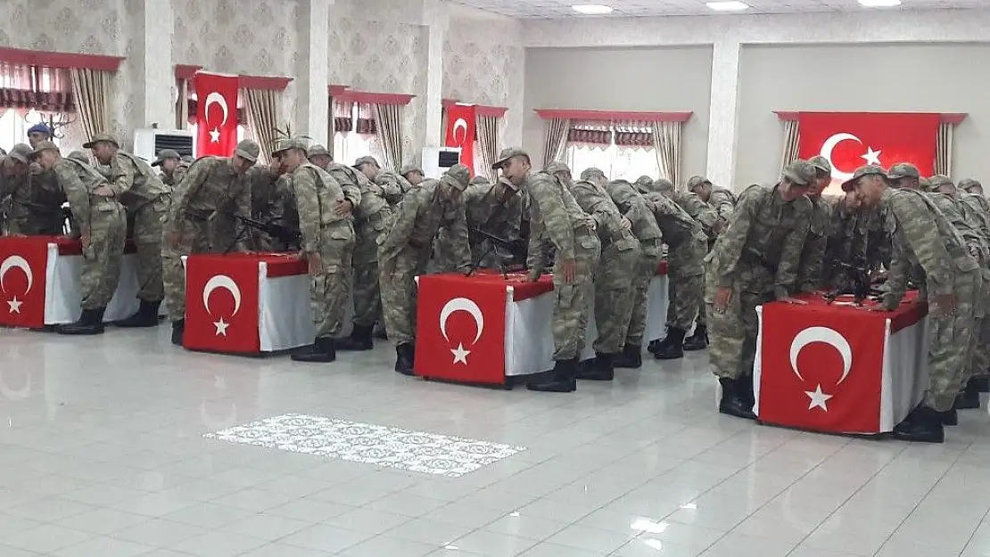 'Adıyaman´da bedelli erbaş ve erler yemin etti'