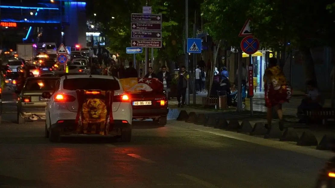'Kahramanmaraş´ta Galatasaraylı taraftarların galibiyet sevinci'