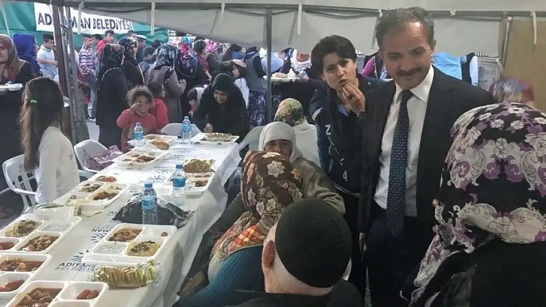 'Başkan Kılınç orucunu vatandaşlarla birlikte açtı'