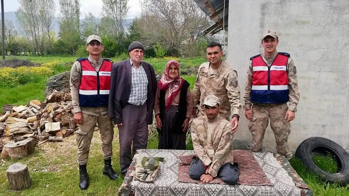 'Jandarma´dan şehit annelerine ziyaret'