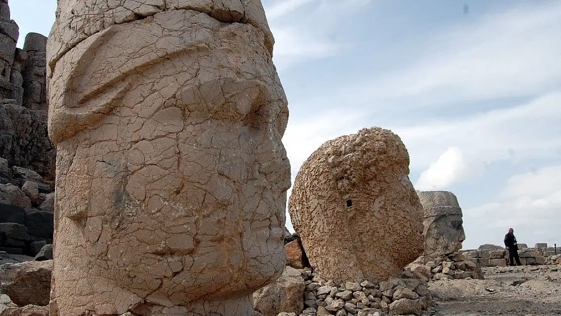 'Nemrut Dağı´na girişler ücretli oldu'