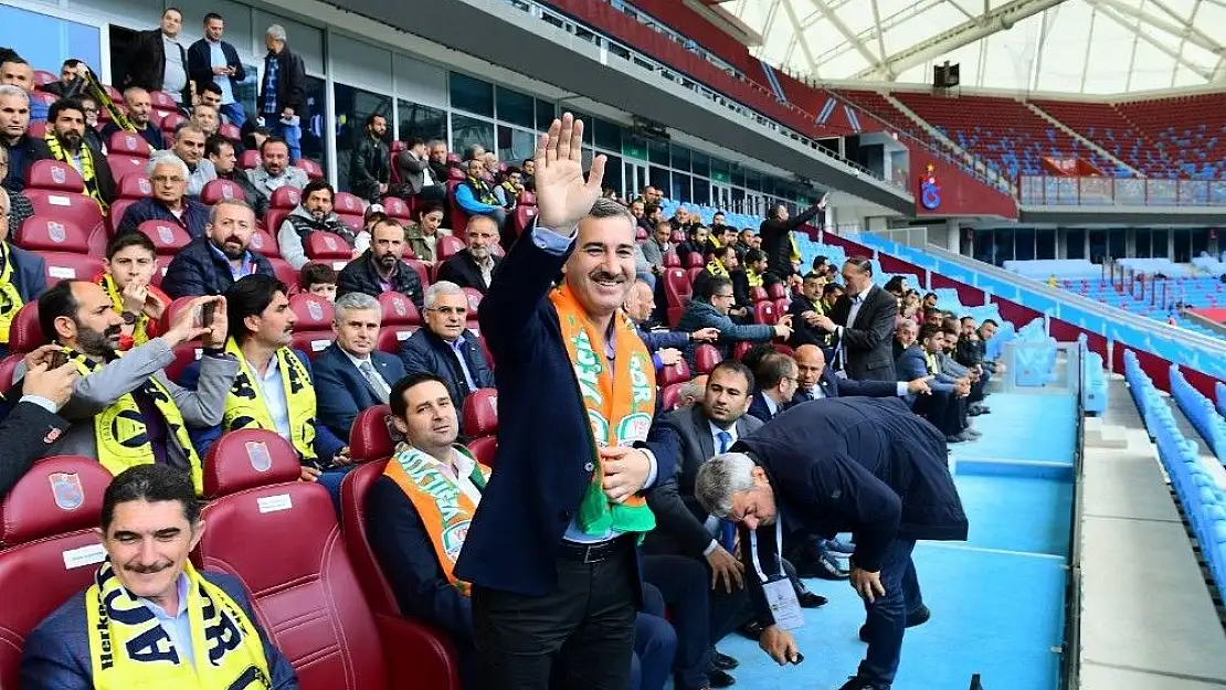 'Yeşilyurt´ta maç sonu büyük sevinç'