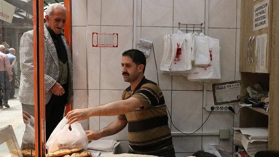 'Malatya´da askıda ekmek uygulaması sürüyor'