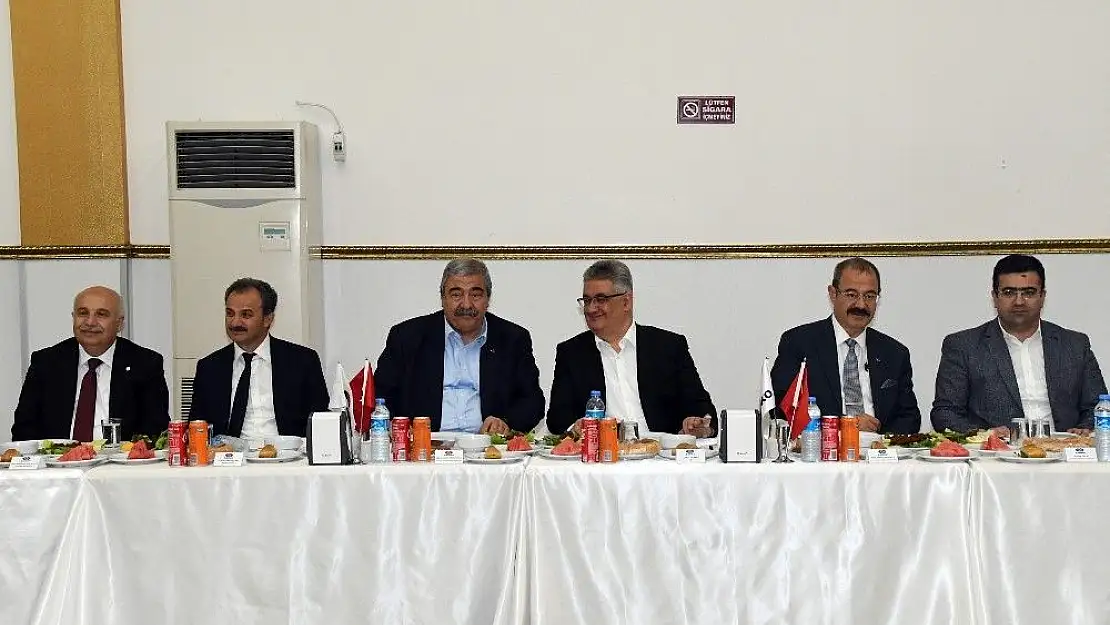 'Sanko Holding çalışanları geleneksel iftarda buluştu'