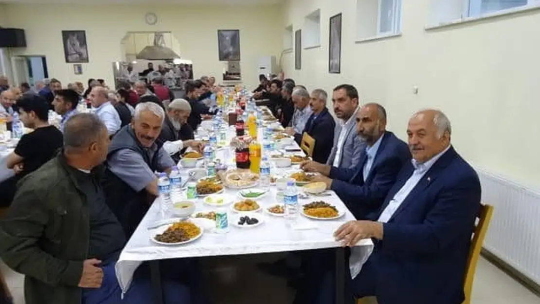 'Sultansuyu Tarım İşletmesinde emekliler iftarda buluştu'