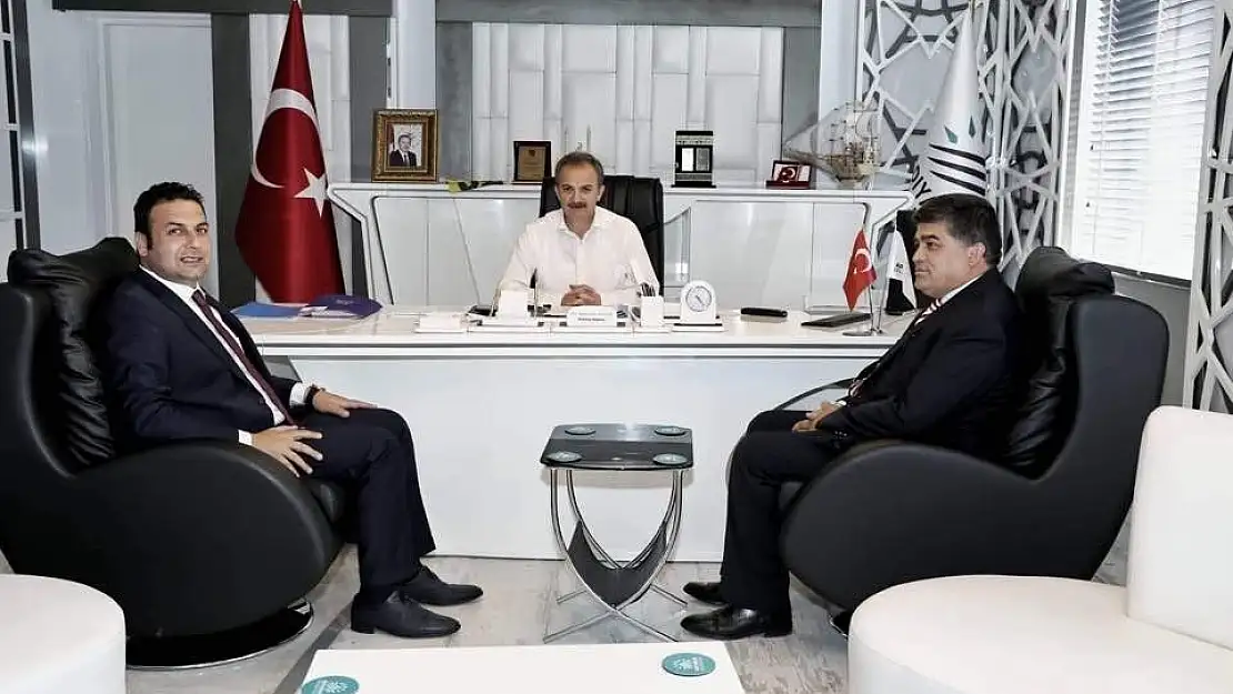 'Yıldırım, Belediye Başkanı Süleyman Kılınç ile bir araya geldi'
