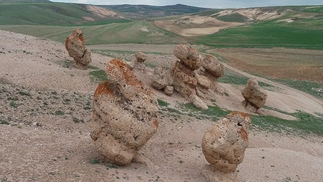 'Gizemli kayaların sırrı çözülüyor'