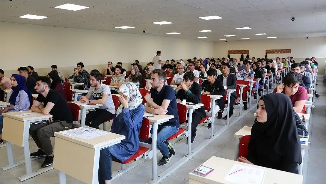 'Sivas´ta eğitim görebilmek için yarıştılar'