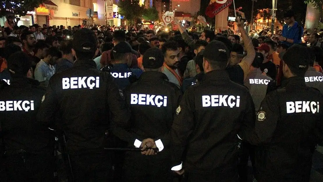 'Elazığ´da gergin şampiyonluk kutlaması'