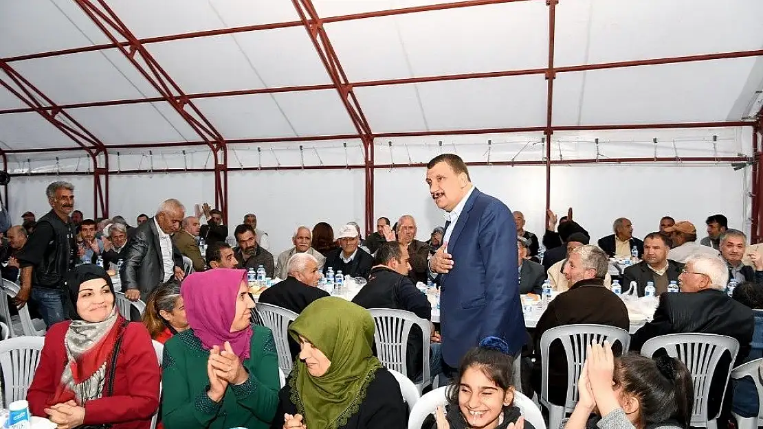 'İftar çadırları Malatyalıların buluşma noktası oldu'