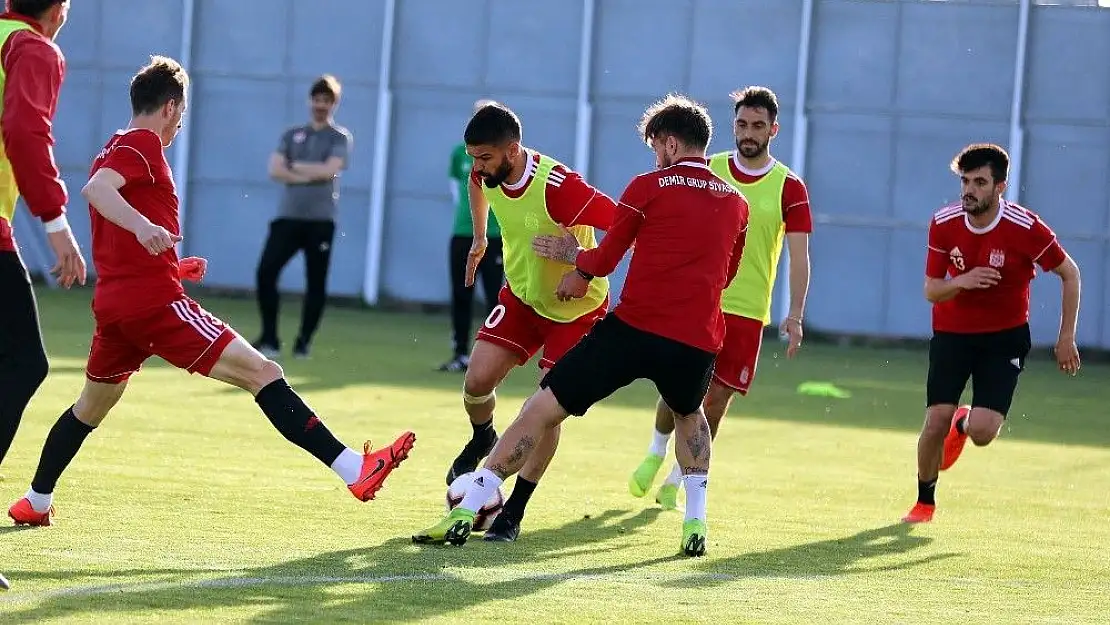 'Sivasspor´da izin yok, idman var!'