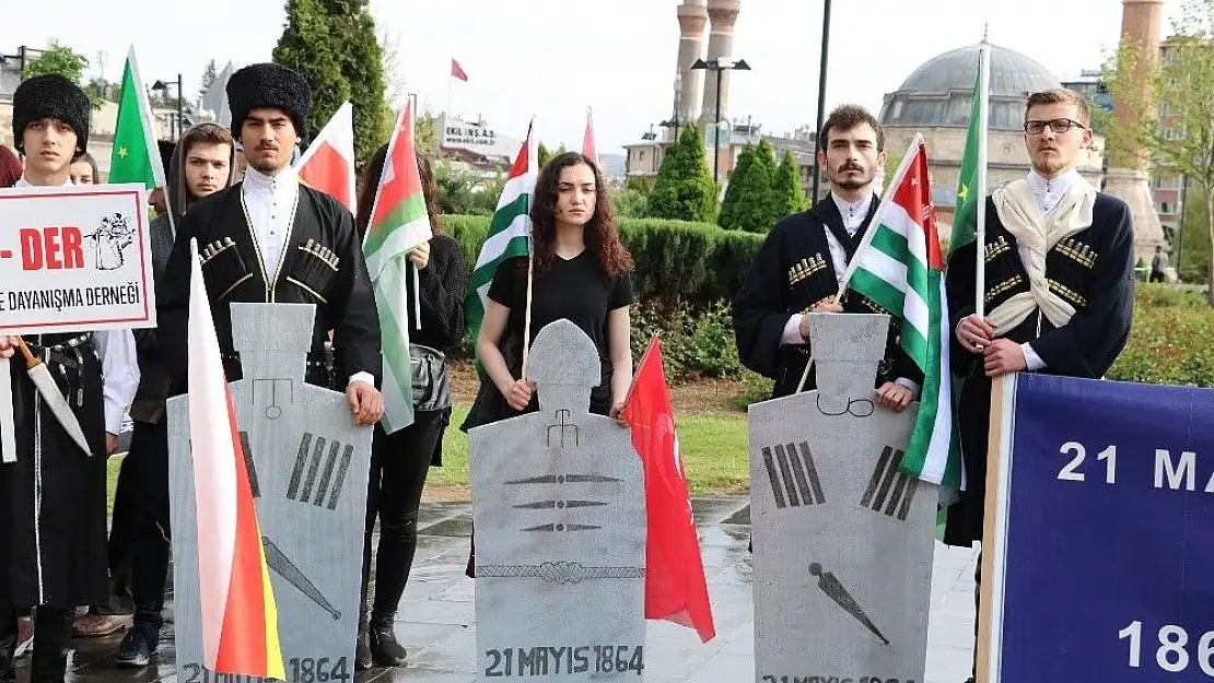 'Sivas´ta ´Çerkez Sürgünü´ protesto edildi'