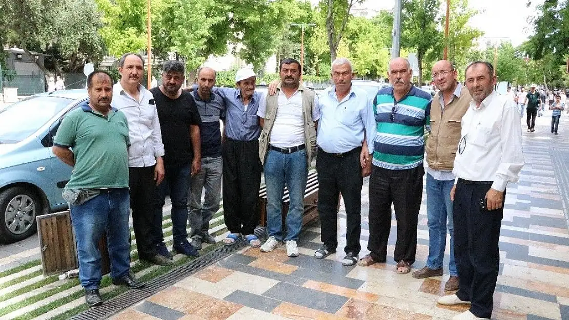'Maaşlarını alamayan şoförler yardım istiyor'