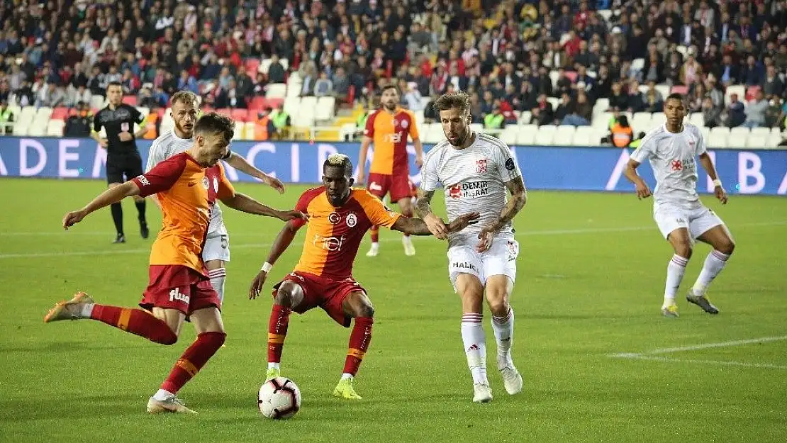 'Spor Toto Süper Lig: DG Sivasspor: 4 - Galatasaray: 3 (Maç sonucu)'