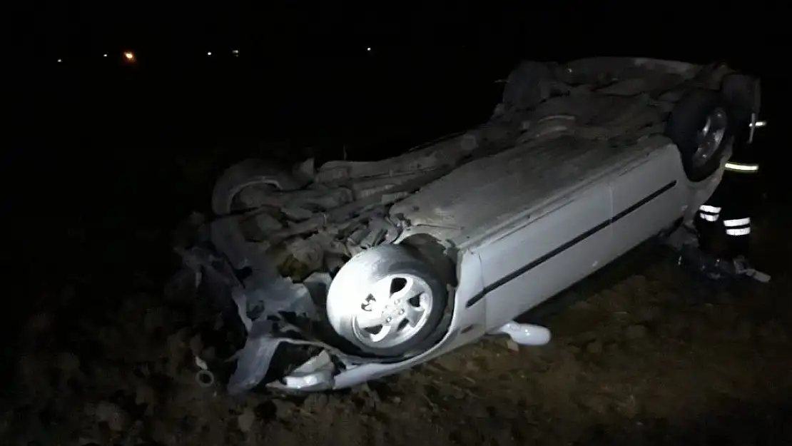 'Takla atan otomobilin sürücüsü yaralandı'