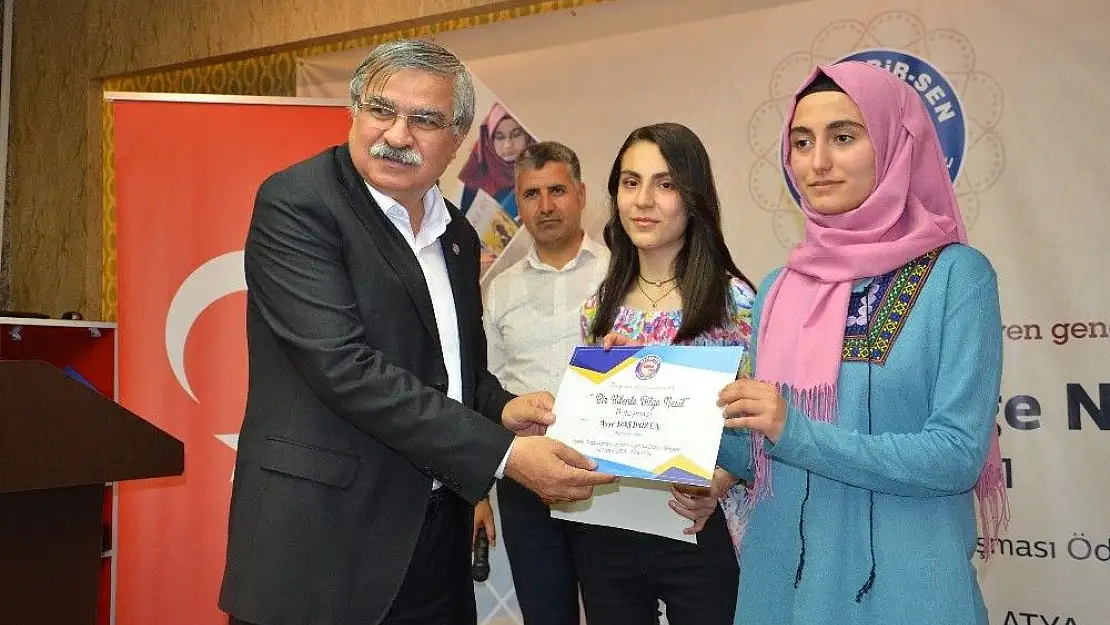 '`Bir bilenle bilge nesil´ projesinde ödüller verildi'
