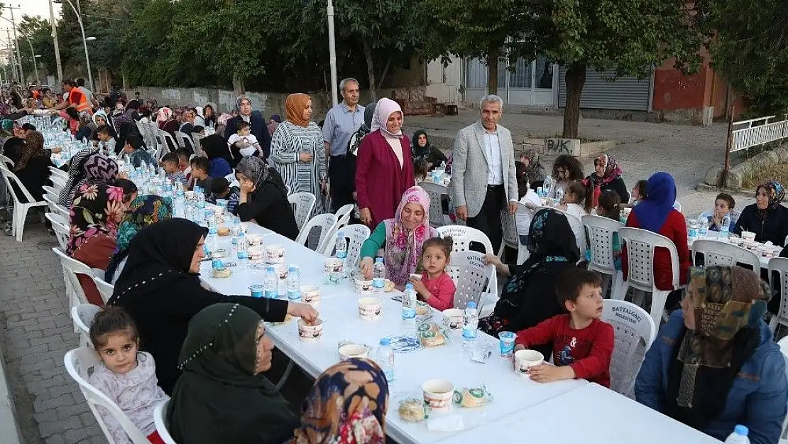 'Başkan Güder iftarını Hanımınçiftliği´nde açtı'