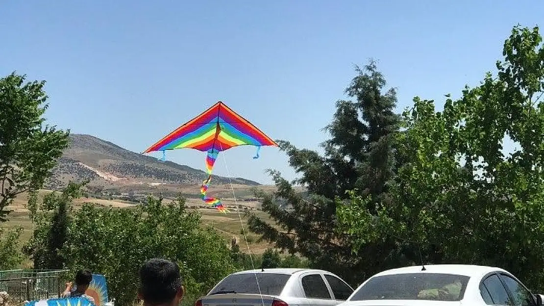 'Köy okulunda uçurma şenliği yapıldı'