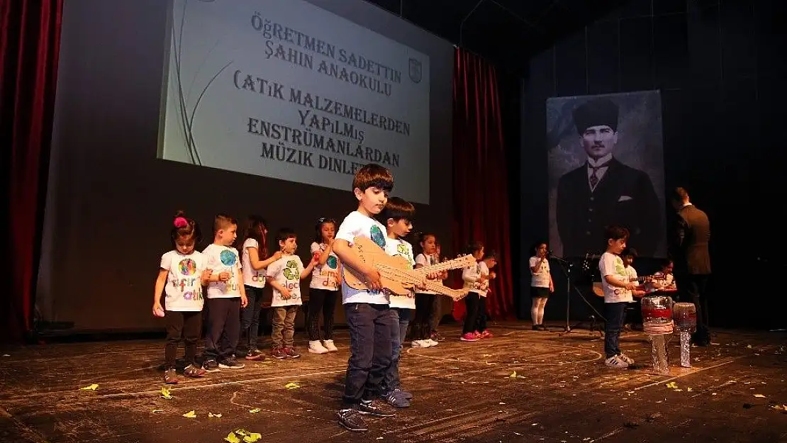 'Sivas´ta 100. yılda 100 milyon fidan toprakla buluşuyor'