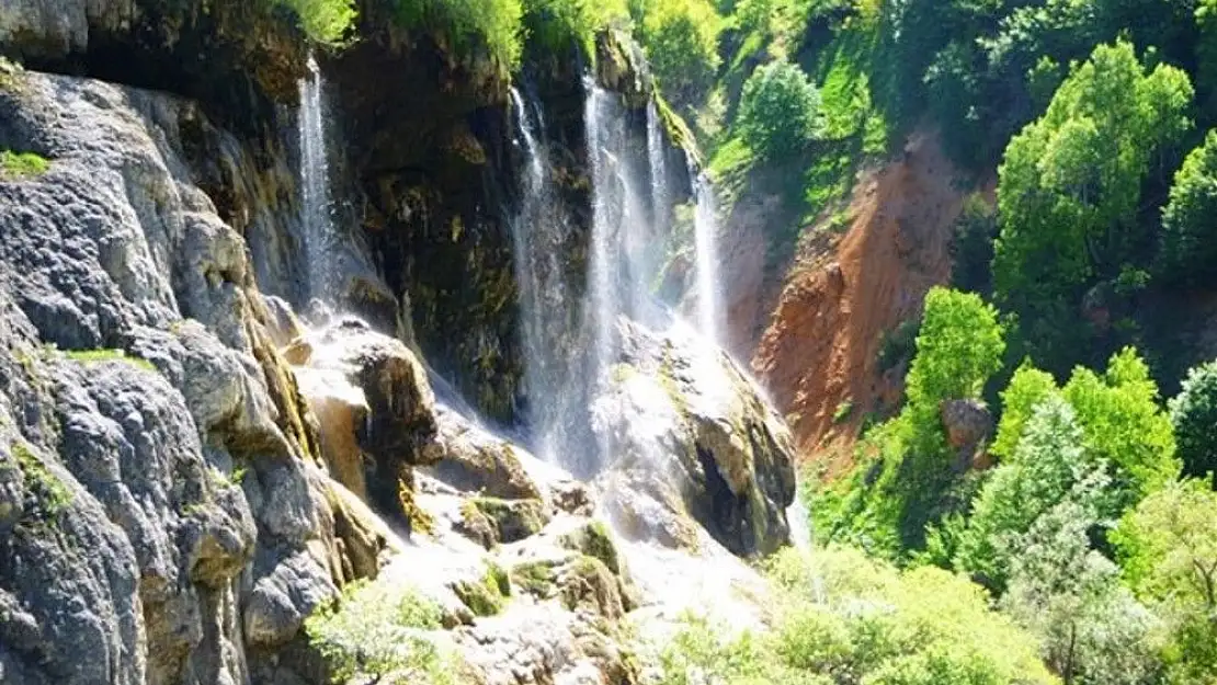 'Turistik şalenin suyunu kestiler'
