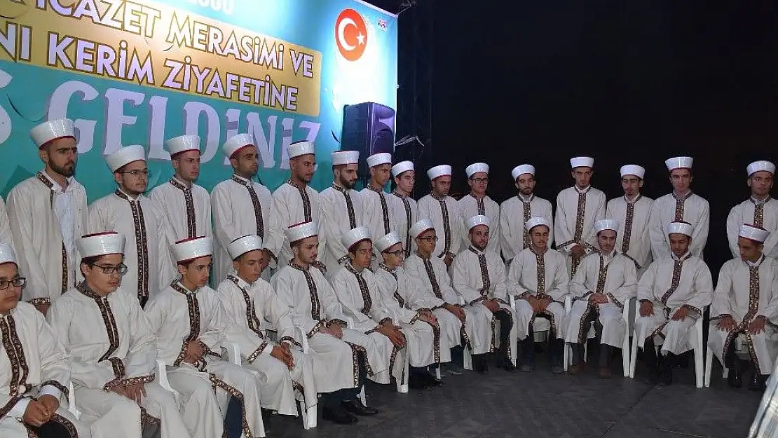 'Kahta´da 42 hafız için icazet merasimi düzenlendi'