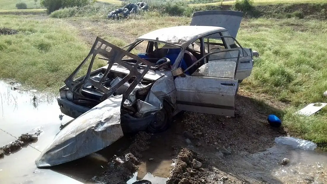 'Takla atan otomobilin sürücüsü hayatını kaybetti'