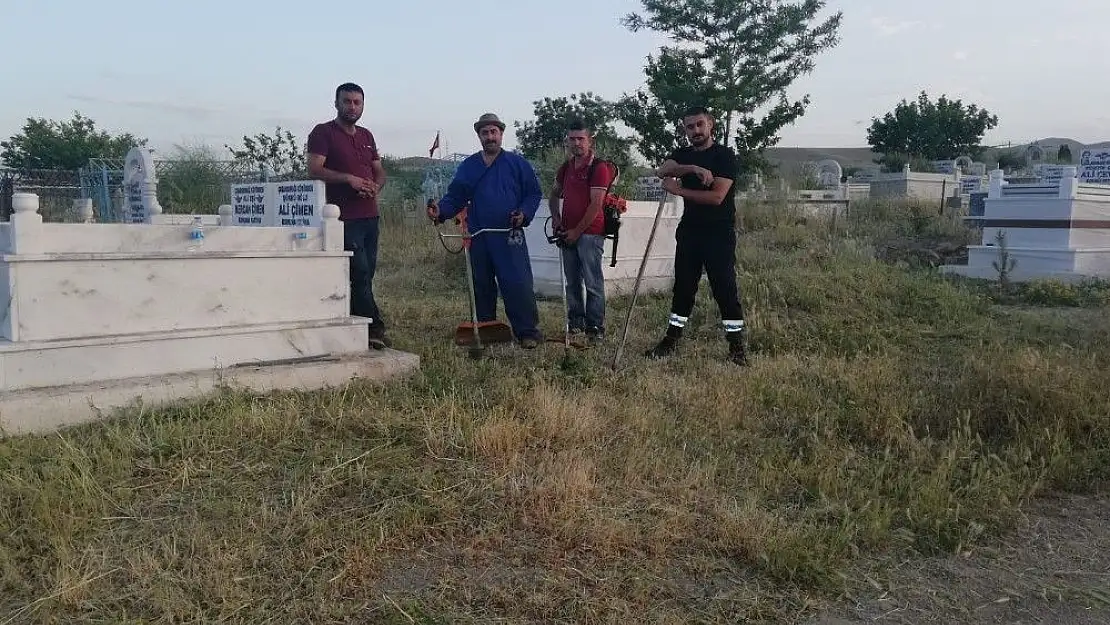 'Gönüllü mezarlık düzenleme timi'