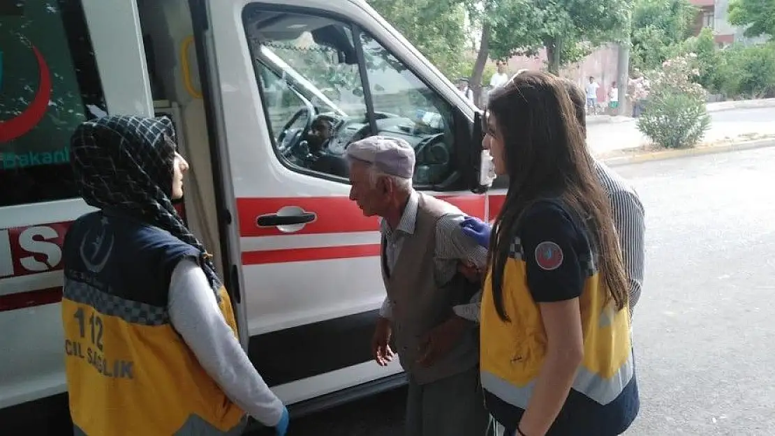 'Yaşlı adamların sopalı kavgasında 1 kişi yaralandı'