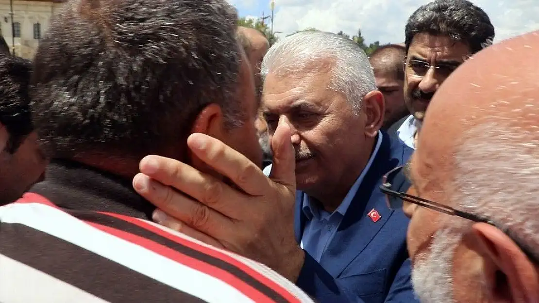 'Binali Yıldırım adaşıyla karşılaştı, esprileri peş peşe sıraladı'