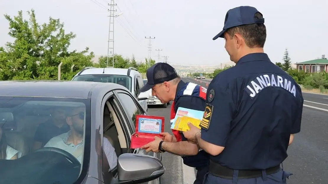 'Jandarma´dan `Uçangöz´le trafik denetimi'