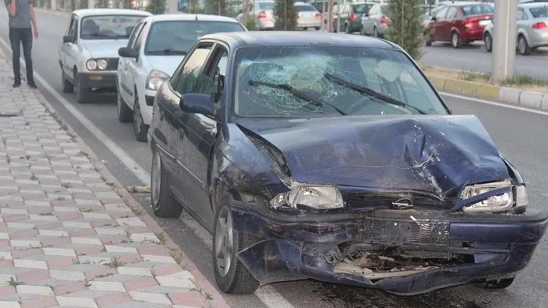 'Elazığ´da trafik kazası: 3 yaralı'