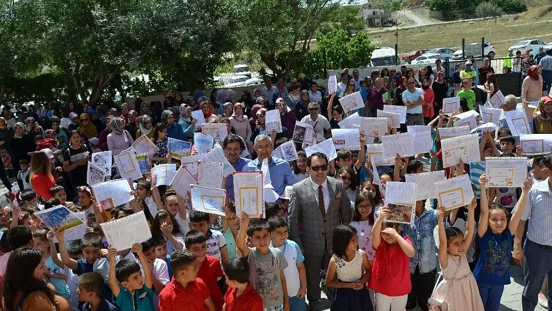 'Darende´de 5 bin 569 öğrenci karnesine kavuştu'