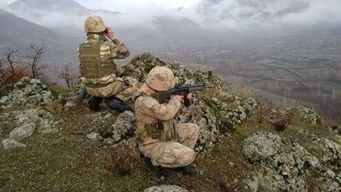 'Elazığ´da  jandarma 2 yılda, 14 teröristi etkisiz hale getirdi, 597 kilo esrar ele geçirdi'