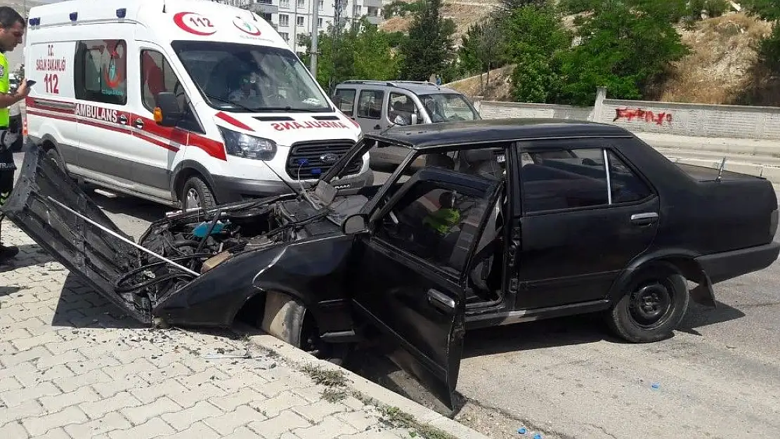 'Sivas´ta trafik kazası 5 yaralı'