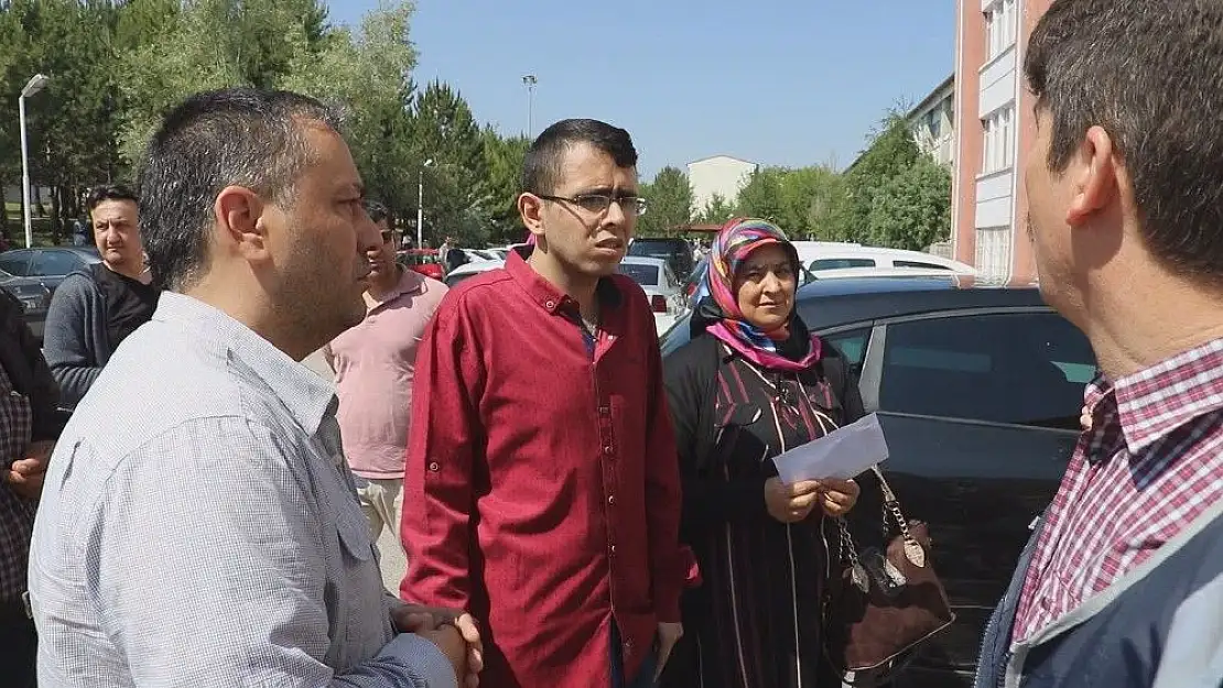 'Dakikalar ile sınavı kaçırdılar'