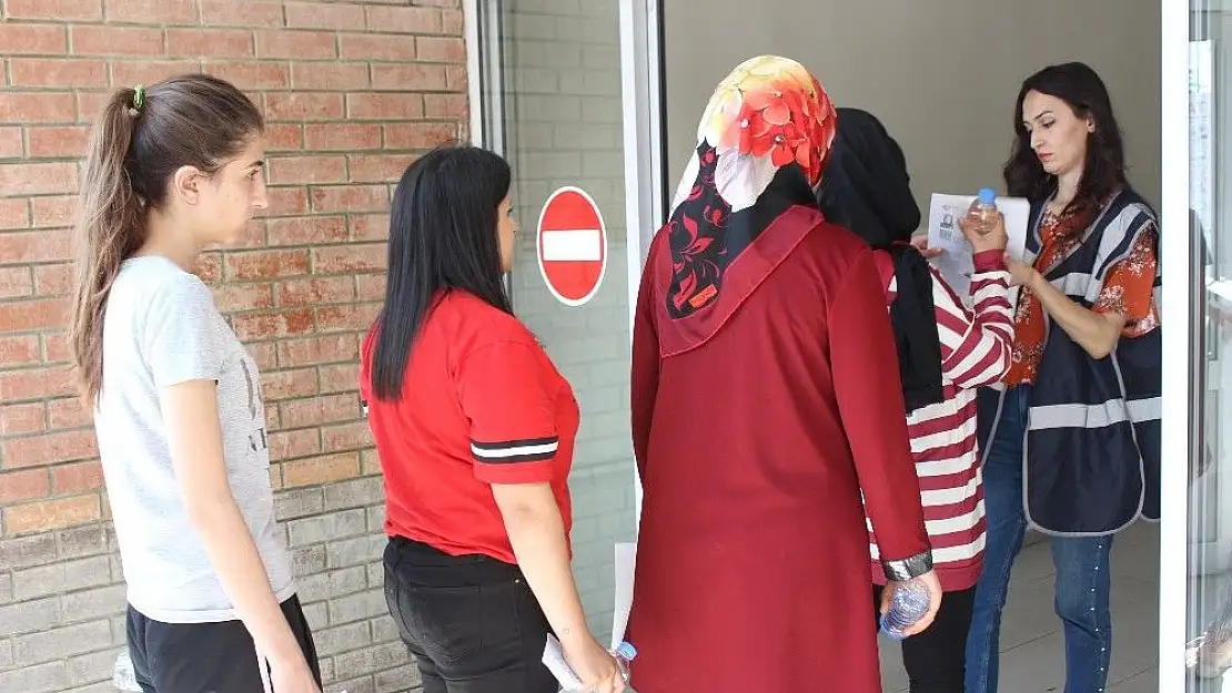 'Elazığ´da YKS heyecanı'