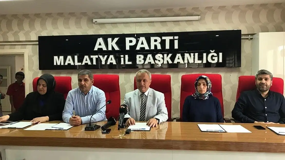 'AK Parti´den Mursi açıklaması'