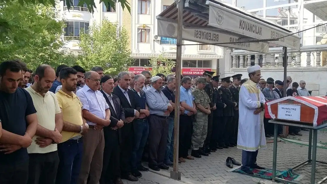 'Nehirde boğulan asker son yolculuğuna uğurlandı'