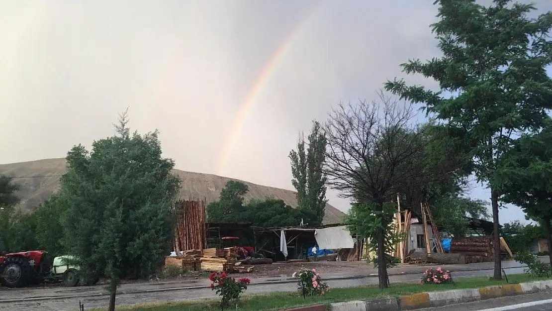 'Darende´de sağanak yağış etkili oldu'