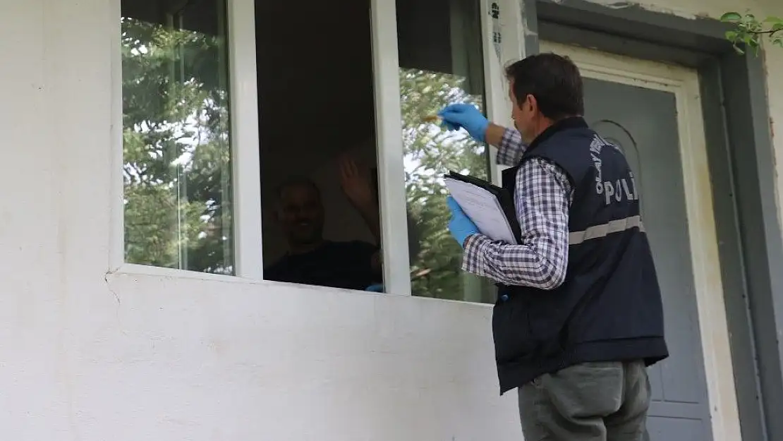 'Yaşlılık maaşı ile 10 yılda biriktirdiği 23 bin lirasını çaldılar'
