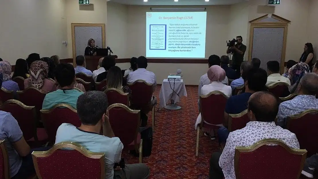 'Elazığ´da '' Yenidoğan Canlandırma'' eğitimi'