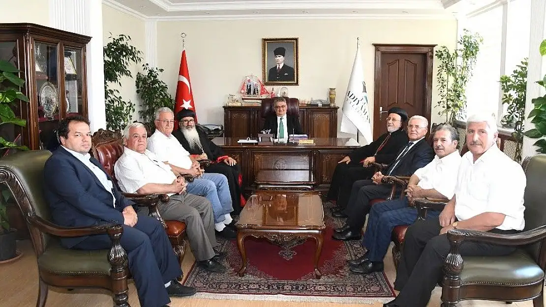 'Süryani Cemaati Vali Pekmez ile bir araya geldi'