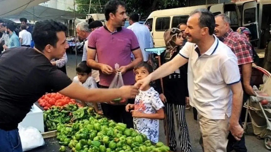 'Başkan Kılınç, pazar esnafını ziyaret etti'