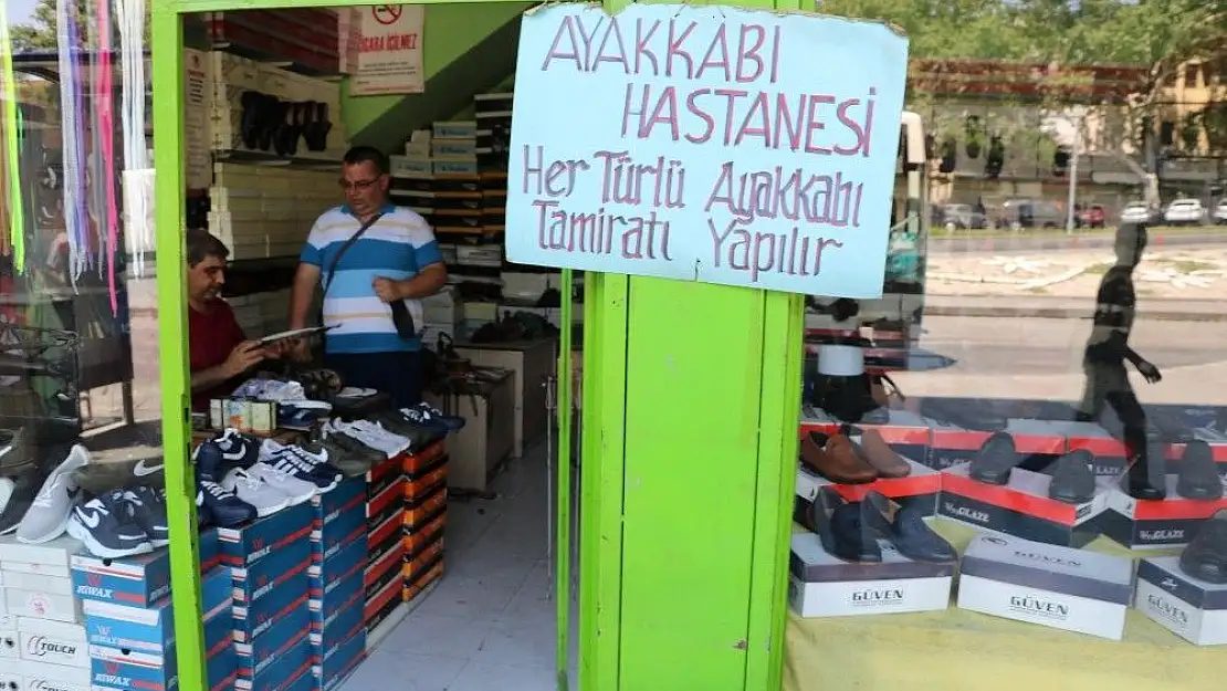 'Burası da ayakkabı hastanesi'