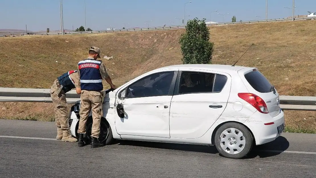 'Sivas´ta trafik kazası: 3 yaralı'